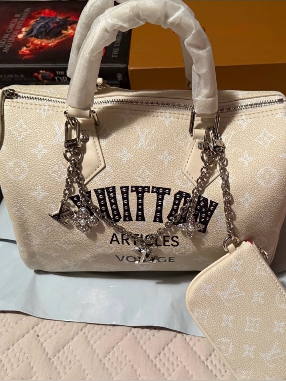 Fashionable Voyager Trunk Satchel Handbag